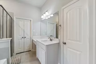 244 Valley View Dr, Waxahachie, TX 75167 - Photo 17