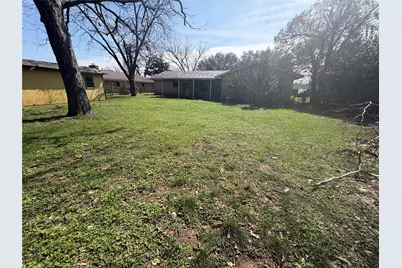 108 E Santa Anna Drive, Robinson, TX 76706 - Photo 13