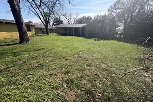 108 E Santa Anna Dr, Robinson, TX 76706 - Photo 13