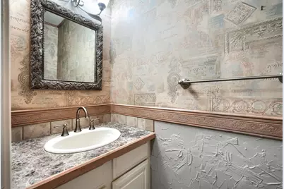 607 Trailwood Court, Garland, TX 75043 - Photo 11