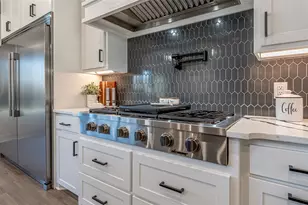 5611 Hondo Dr, De Cordova, TX 76049 - Photo 9