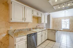 8129 County Rd 804, Burleson, TX 76028 - Photo 9