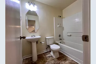 7002 Wax Berry Drive, Dallas, TX 75249 - Photo 7