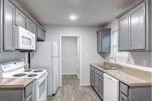 800 Sycamore St, Commerce, TX 75428 - Photo 1