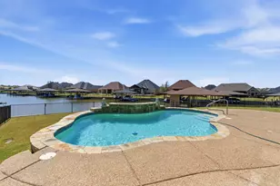 1208 Sunset Bay Dr, Granbury, TX 76048 - Photo 31