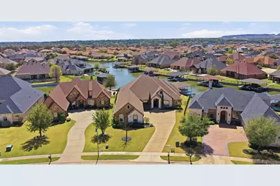 1208 Sunset Bay Drive, Granbury, TX 76048 - Photo 37