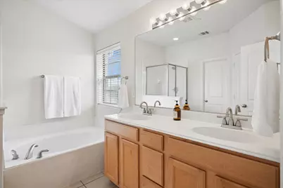 1459 Chase Lane, Irving, TX 75063 - Photo 17