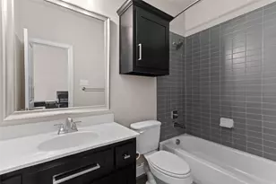 800 Beckington Dr, Shady Shores, TX 76208 - Photo 9