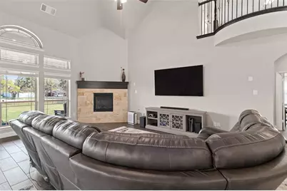 800 Beckington Drive, Shady Shores, TX 76208 - Photo 19