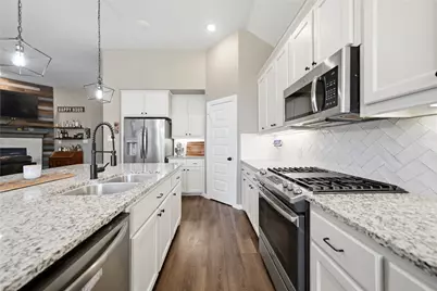 2127 Mossbrook Drive, Royse City, TX 75189 - Photo 5