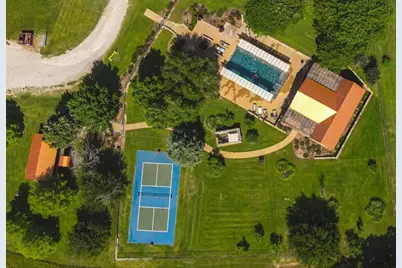 302/303 Lago Vista Drive, Athens, TX 75752 - Photo 13