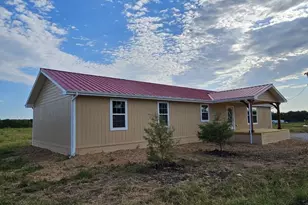 4021 Co Rd 4805, Ladonia, TX 75449 - Photo 9