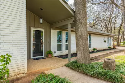 1819 W Cedar Elm Drive, Arlington, TX 76012 - Photo 5