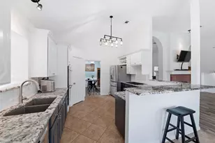 7 Equestrian Ct, Mansfield, TX 76063 - Photo 19