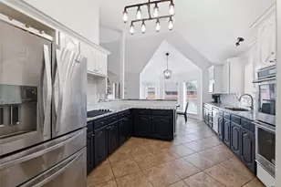 7 Equestrian Ct, Mansfield, TX 76063 - Photo 3