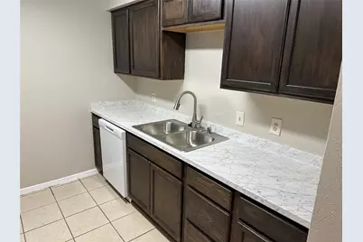 210 W 4th Street, Irving, TX 75060 - Photo 13