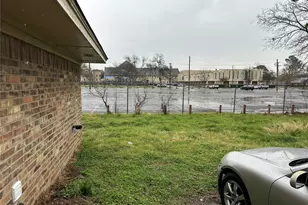 210 W 4th St, Irving, TX 75060 - Photo 1