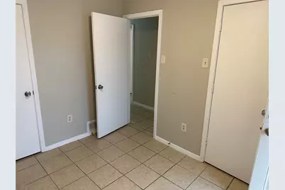 210 W 4th Street, Irving, TX 75060 - Photo 3