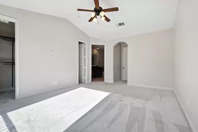 6755 Plaza Via, Irving, TX 75039 - Photo 13