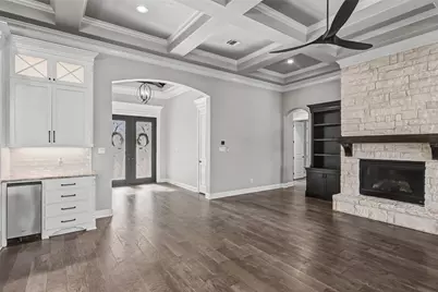 324 Landview Drive, Burleson, TX 76028 - Photo 7