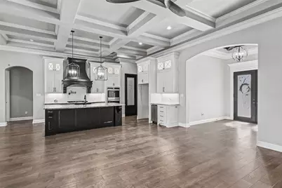 324 Landview Drive, Burleson, TX 76028 - Photo 5