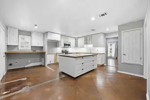 6917 Wilton Dr, Fort Worth, TX 76133 - Photo 7