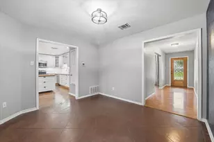 6917 Wilton Dr, Fort Worth, TX 76133 - Photo 13