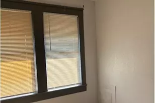 2260 Hemphill St, Fort Worth, TX 76110 - Photo 11