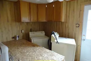 1305 W Elliott St, Breckenridge, TX 76424 - Photo 13