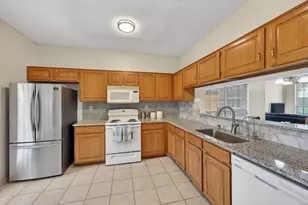 6518 Teresa Ln, Rowlett, TX 75089 - Photo 9