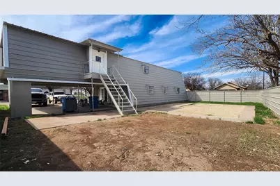 401 E Pierce Street, Winters, TX 79567 - Photo 23