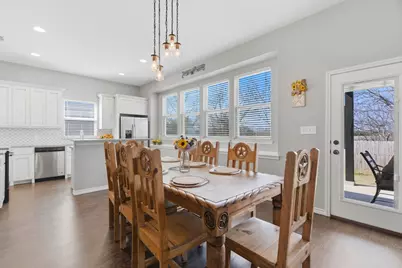 711 Hadley Lane, Valley View, TX 76272 - Photo 5