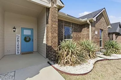 711 Hadley Lane, Valley View, TX 76272 - Photo 33