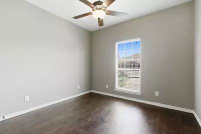 711 Hadley Lane, Valley View, TX 76272 - Photo 13