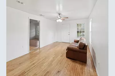 3000 Avenue M, Fort Worth, TX 76105 - Photo 9