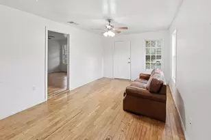 3000 Avenue M, Fort Worth, TX 76105 - Photo 9