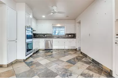 6106 Linden Lane, Dallas, TX 75230 - Photo 11