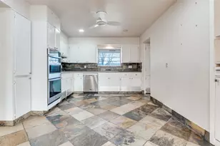 6106 Linden Ln, Dallas, TX 75230 - Photo 11