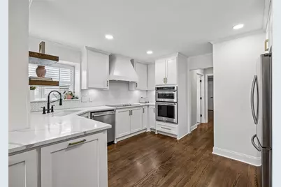 6833 Truxton Drive, Dallas, TX 75231 - Photo 11