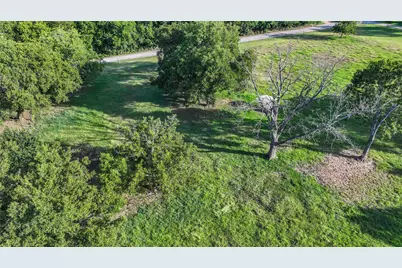 708A W Howell Street, Saint Jo, TX 76265 - Photo 7