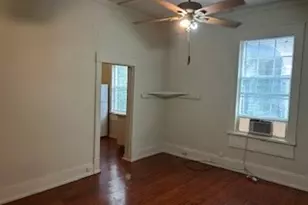 617 W Gandy St, Denison, TX 75020 - Photo 7