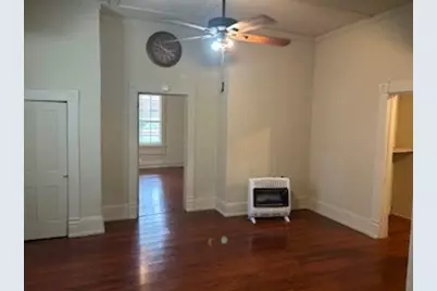 617 W Gandy Street #2, Denison, TX 75020 - Photo 5