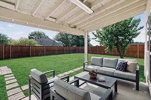 1504 Aldridge Dr, Lancaster, TX 75134 - Photo 7