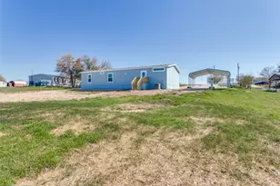 175 Cedar Dr, Azle, TX 76020 - Photo 7