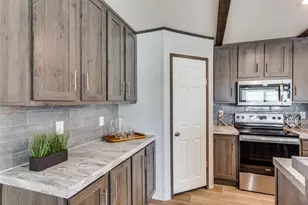 175 Cedar Dr, Azle, TX 76020 - Photo 11