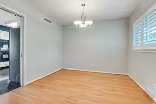 2816 Bonnywood Ln, Dallas, TX 75233 - Photo 9