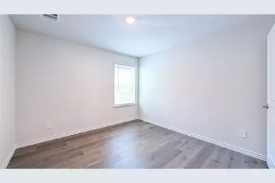 2421 Apex Avenue, Grand Prairie, TX 75052 - Photo 19