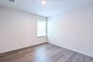 2421 Apex Ave, Grand Prairie, TX 75052 - Photo 19