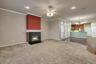 201 Bluebonnet Ln, Waxahachie, TX 75165 - Photo 7