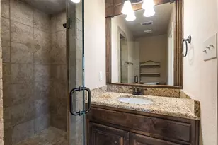 209 Ellis Creek Dr, Weatherford, TX 76085 - Photo 33